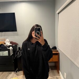 Alo sweatshirt